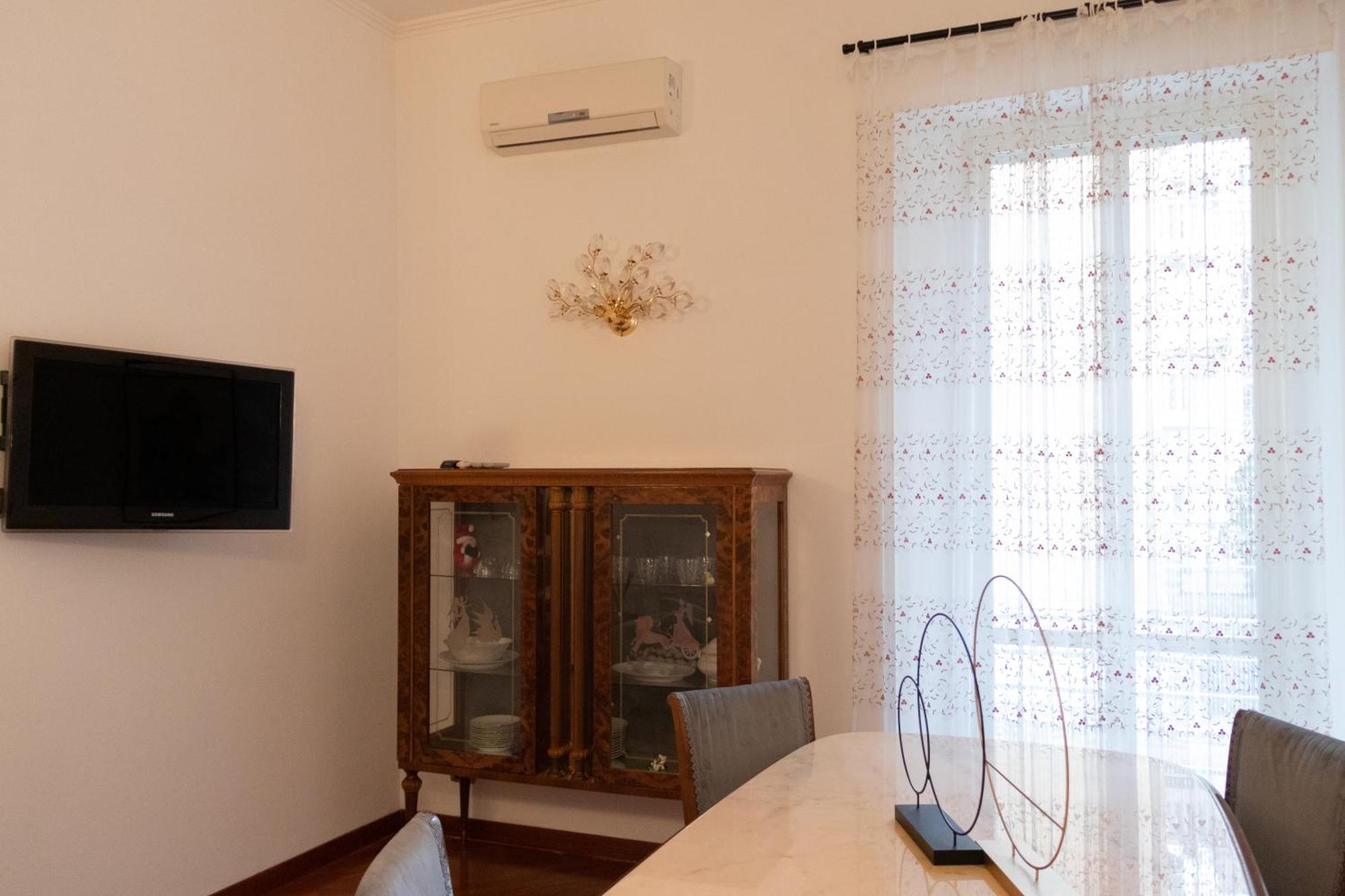 Apartment Iside Rom
